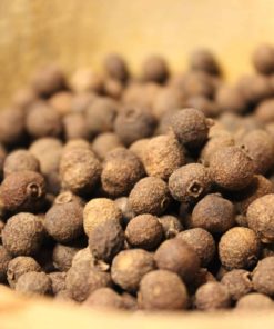 Piment de la Jamaïque ou Poivre de la Jamaïque - Les épices curieuses