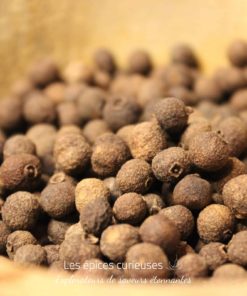Piment de la Jamaïque ou Poivre de la Jamaïque - Les épices curieuses