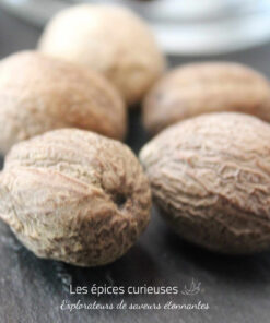 Noix de muscade de Madagascar entière - Les épices curieuses
