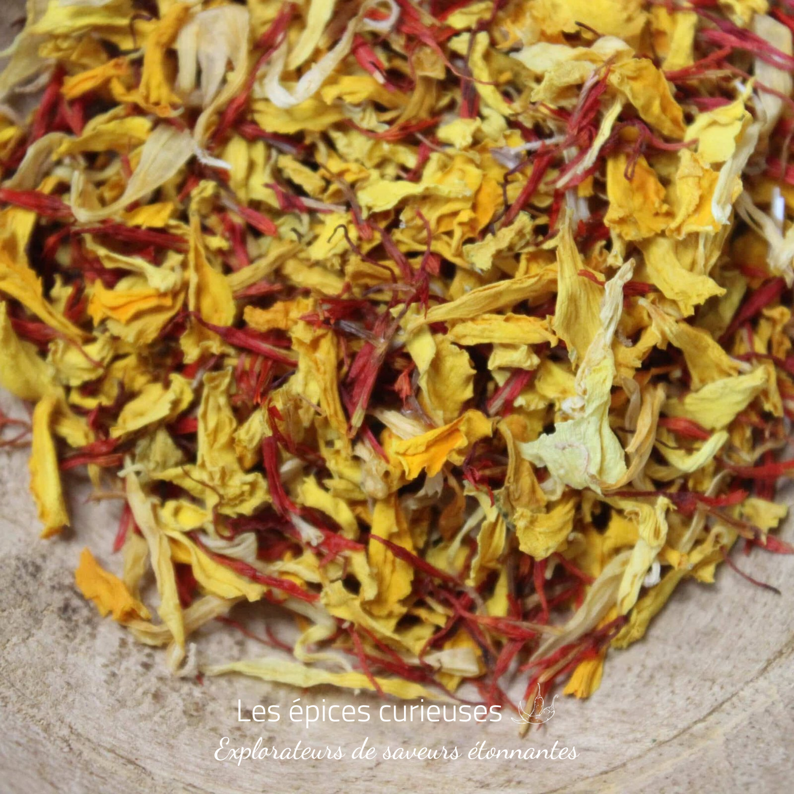 Pétales de fleurs comestibles – souci et carthame – Les épices curieuses Pétales de fleurs comestibles - souci et carthame - Les épices curieuses