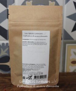 Paquet de poivre sauvage noir Voatsiperifery Les épices curieuses, 125g. Idéal pour plats de fruits et desserts.