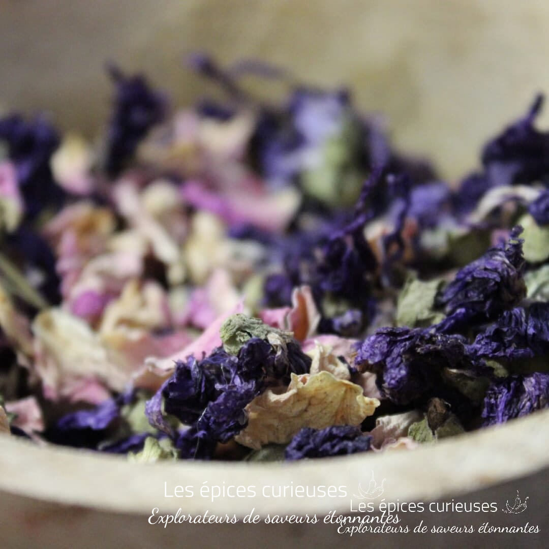 Douceur Florale – Fleurs comestibles – Les épices curieuses Douceur Florale - Fleurs comestibles - Les épices curieuses