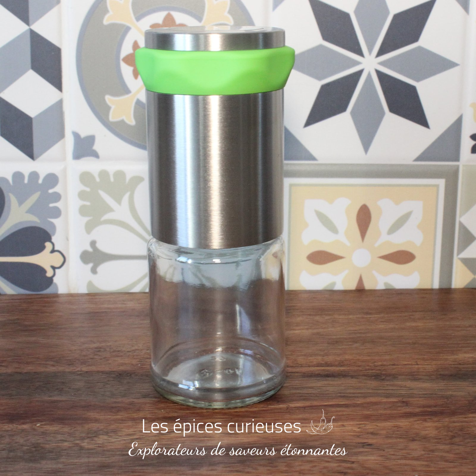 Moulin à piment / Broyeur à piment – Les épices curieuses Moulin à piment / Broyeur à piment - Les épices curieuses