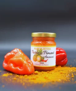 Purée de piment ananas Maison Boyer avec piments frais, fabriquée en France. Parfait pour ajouter du piquant exotique.