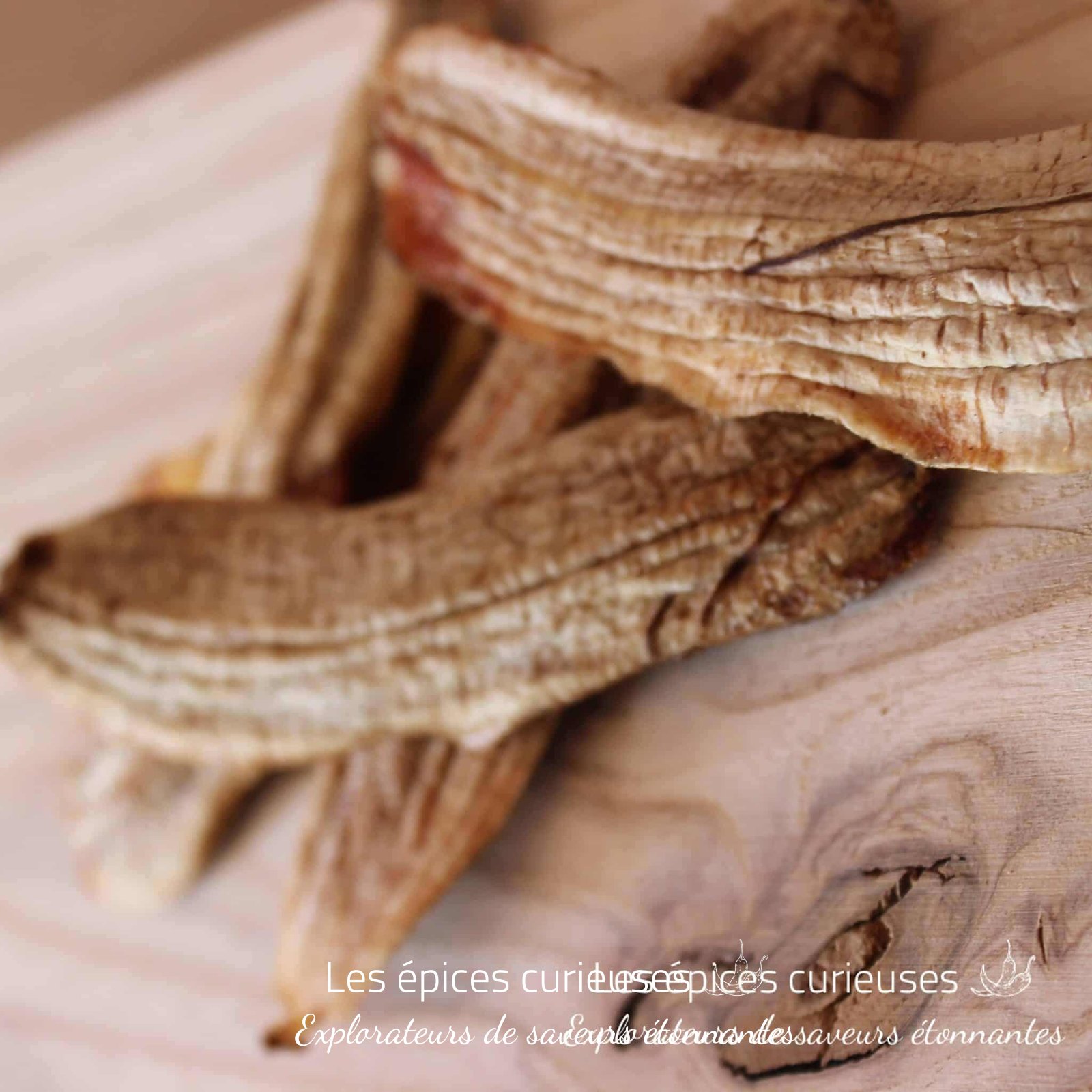 Bananes séchées du Cameroun – Les Épices Curieuses Bananes séchées du Cameroun - Les Épices Curieuses